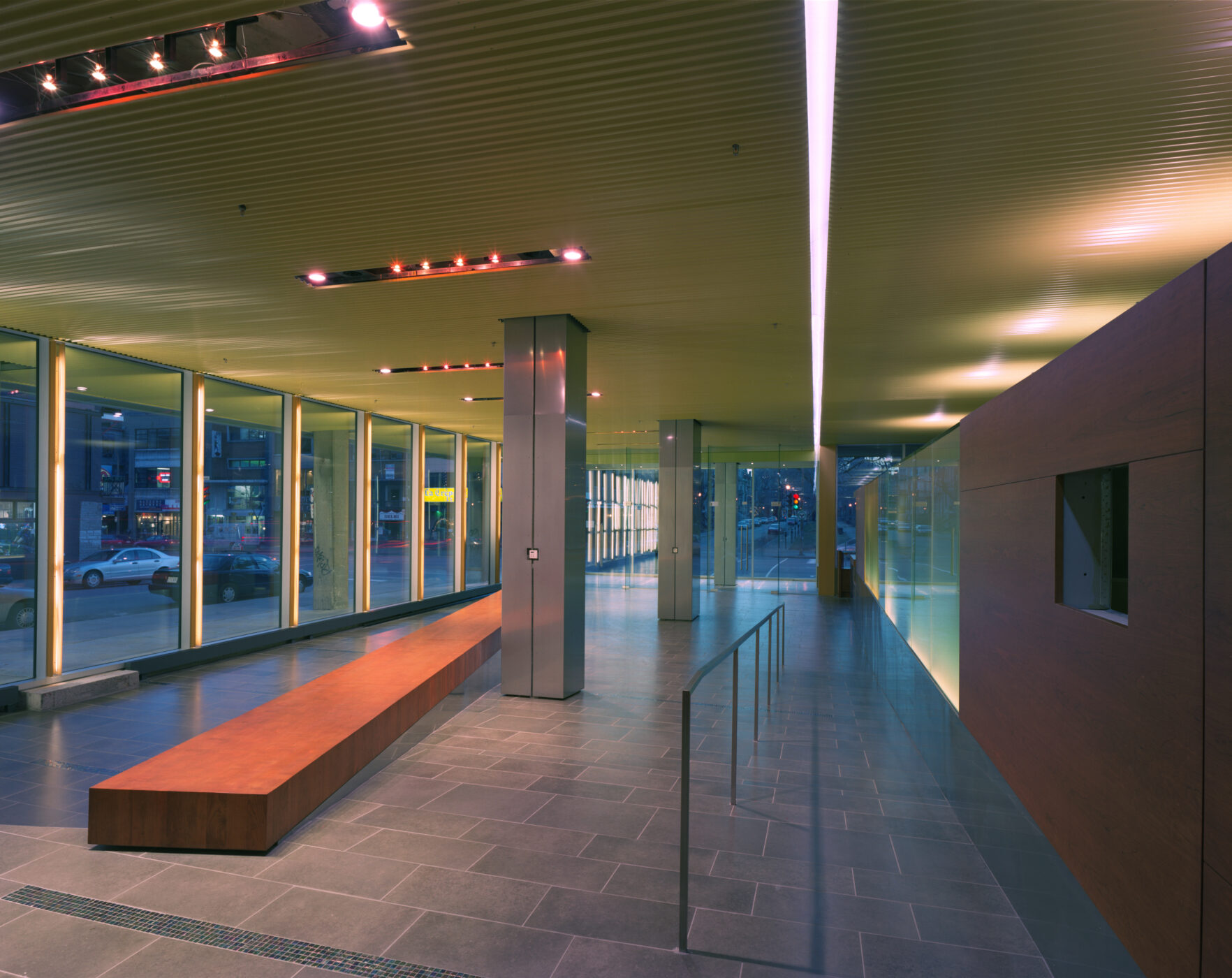 ITHQ Interior Rd C 1 M b